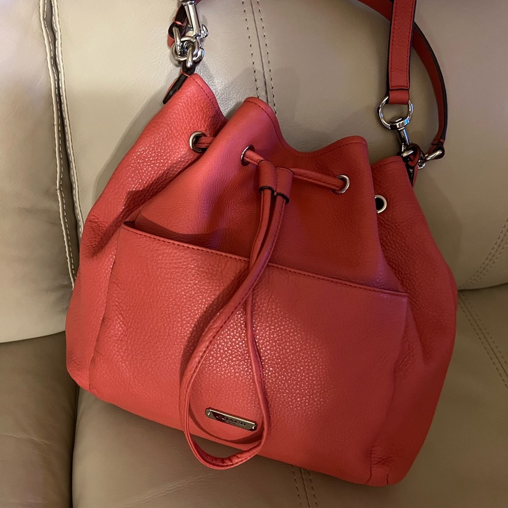 Coach Coral Leather Bag EUC - Picture 11 of 12